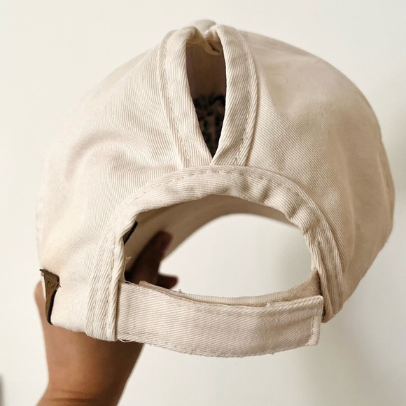 PAISLEY BANDANA COW PONY CAPS BEIGE - Picture 2 of 5